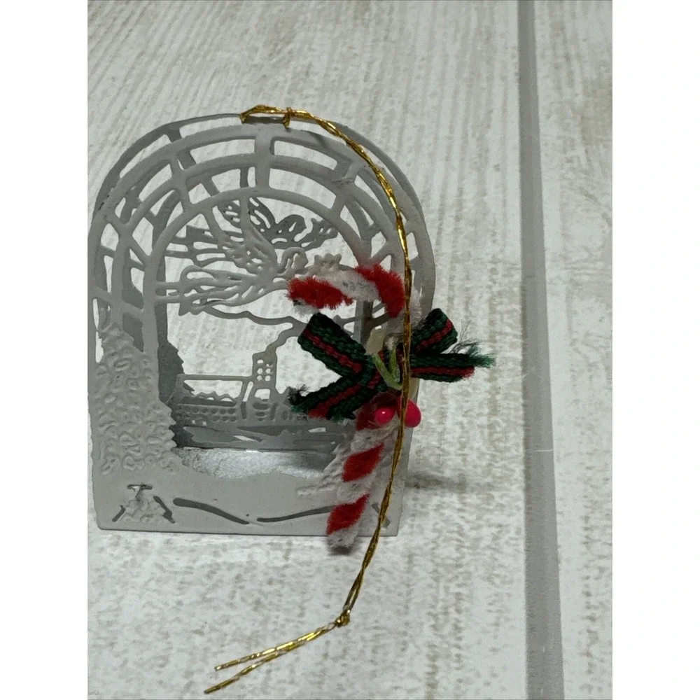 Vintage House of Lloyd White Metal Filigree Ornaments Set of 6 3D